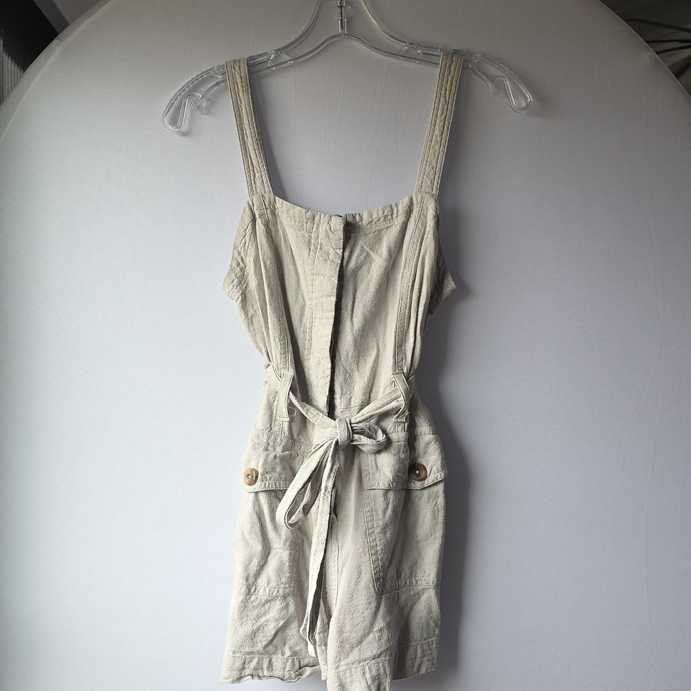 Habitual Linen-Blend Sleeveless Tie-Waist Romper in Light Beige